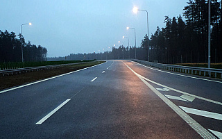 Według PO w budżecie Polski jest za mało pieniędzy na drogi. PiS uspokaja – są podpisywane kolejne umowy